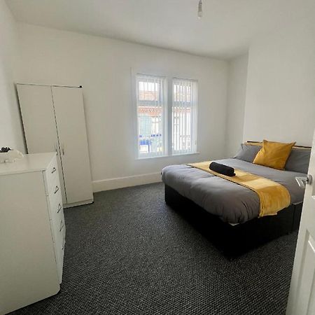 Spacious 3 Bed - Efc Stays Liverpool Kültér fotó