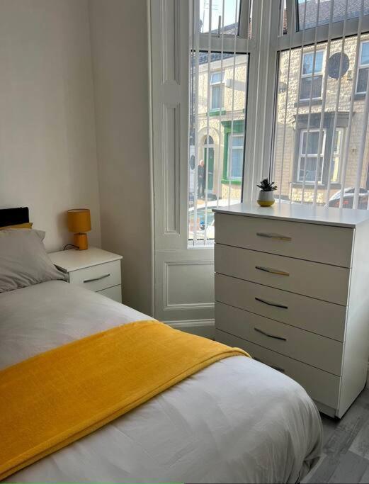 Spacious 3 Bed - Efc Stays Liverpool Kültér fotó